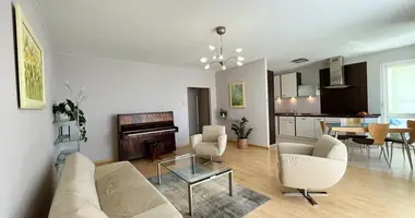 Commercial property 65 m² in Warsaw, Poland