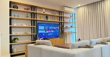 Apartamento 4 habitaciones en Tiflis, Georgia