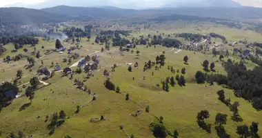 Terrain dans Zabljak, Monténégro