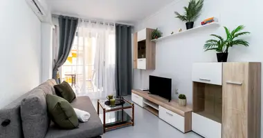 Apartamento 2 habitaciones en Torrevieja, Španjolska