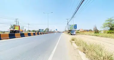 Plot of land in Sangkat Roluoh, Cambodia