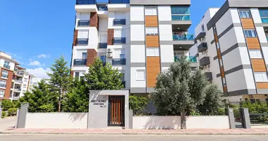 1 bedroom apartment in Muratpasa, Turkey