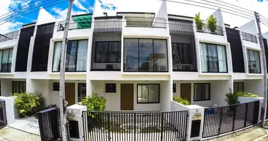 Townhouse 2 bedrooms in Choeng Thale, Thailand