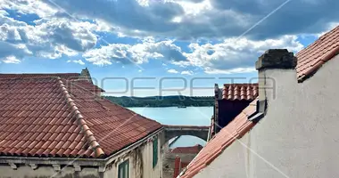 Wohnung in Grad Sibenik, Kroatien