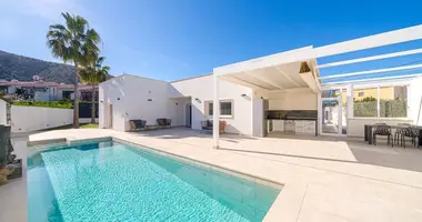 Villa 4 bedrooms in lAlfas del Pi, Spain