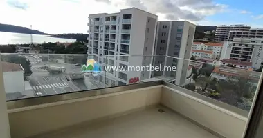 Wohnung 2 Schlafzimmer in Becici, Montenegro