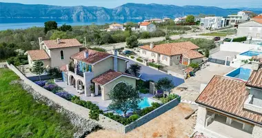 Villa in Omisalj, Kroatien