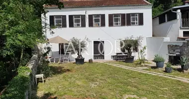 Maison 2 chambres dans Grizane Belgrad, Croatie