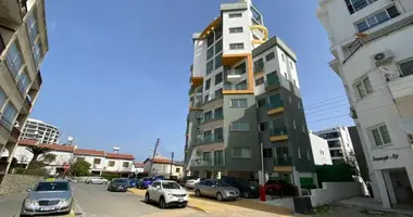 Wohnung 2 Schlafzimmer in Çekmeköy, Türkei