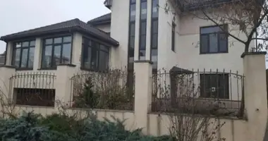 Haus 10 zimmer in Lymanka, Ukraine