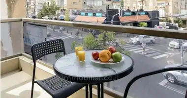 3 room apartment in Tel-Aviv, Israel