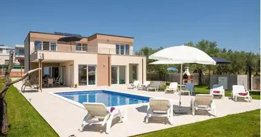 Villa 4 chambres dans Galizana, Croatie