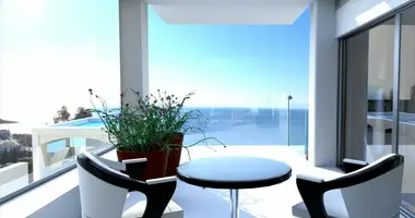 Townhouse 5 bedrooms in Agios Dimitrios, Greece