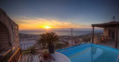 Villa 4 bedrooms in Municipality of Saronikos, Greece