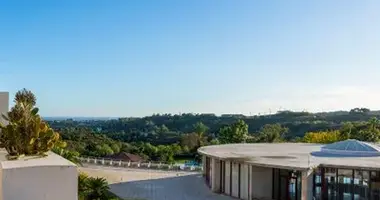 3 bedroom apartment in Benahavis, Spain