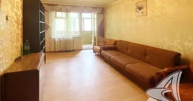 Квартира 3 комнаты в Мухавецкий сельский Совет, Беларусь