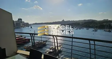 3 bedroom apartment in Sliema, Malta