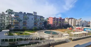 Квартира 2 комнаты в Муратпаша, Турция