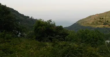 Terrain dans Makryrrachi, Grèce