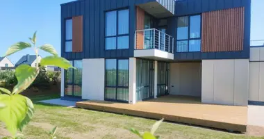 5 room house in Pinki, Latvia