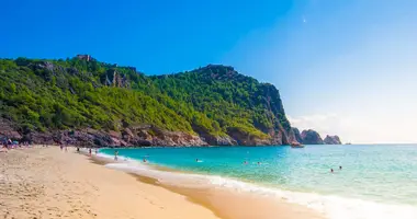 Mieszkanie 3 pokoi w Alanya, Turcja