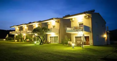 Hotel 550 m² in Municipality of Sithonia, Greece