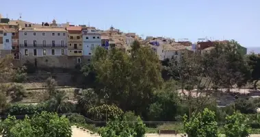 Mieszkanie 3 pokoi w Villajoyosa, Hiszpania