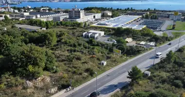 Plot of land in Kastel Luksic, Croatia
