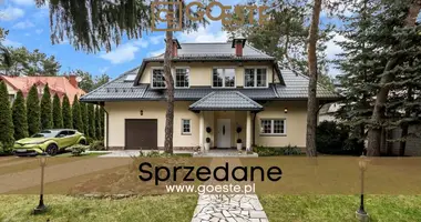 Дом 5 комнат в Smolice, Польша