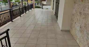 Haus 3 Schlafzimmer in Paphos, Zypern