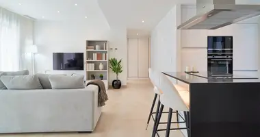 Wohnung 3 Schlafzimmer in Estepona, Spanien