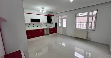 Appartement 3 chambres dans Gazi Inbey Caddesi, Turquie