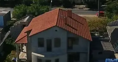 Casa 6 habitaciones en Karolino Buhaz, Ucrania