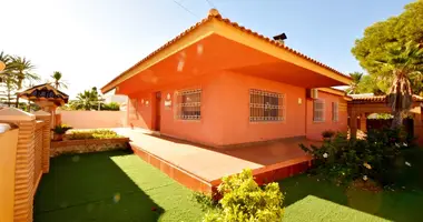 Villa 5 bedrooms in Orihuela, Spain