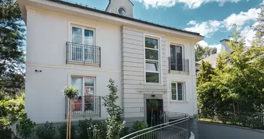 Apartamento 4 habitaciones en Varsovia, Polonia