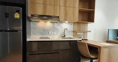 Condo w Sangkat Phsar Daeum Thkov, Kambodża