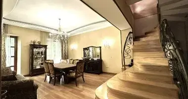 Wohnung 5 zimmer in Tiflis, Georgien