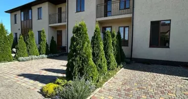 Haus 4 zimmer in Lisky, Ukraine