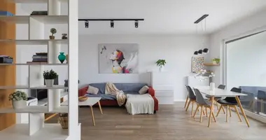 Квартира 2 комнаты в Варшава, Польша