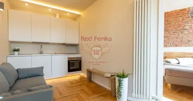 Apartamento 3 habitaciones en Milán, Italia