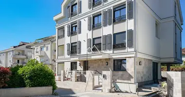 Wohnung 4 zimmer in Tivat, Montenegro