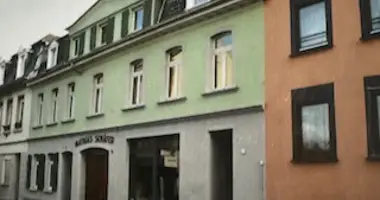 Szeregowiec 12 pokojów w Bonn, Niemcy