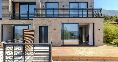 Apartamento en Tivat, Montenegro