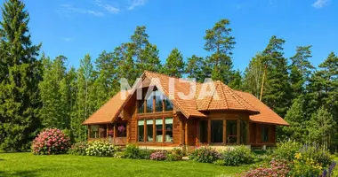 Casa en Makstenieki, Letonia