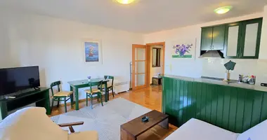 Wohnung 1 Schlafzimmer in 13 Monsiberia, Montenegro