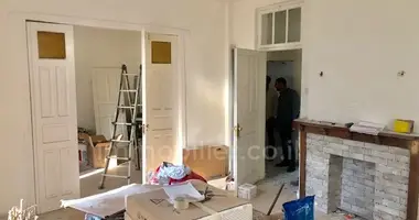 4 room apartment in Tel-Aviv, Israel