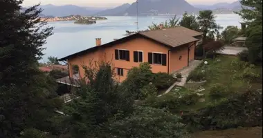 Villa en Milán, Italia