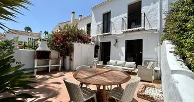 Haus 2 Schlafzimmer in San Pedro Alcantara, Spanien