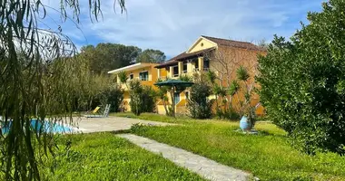 Hotel 1 226 m² w Bayiatsa Avliotes, Grecja