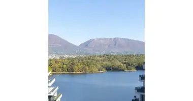 Wohnung 8 zimmer in Tirana, Albanien